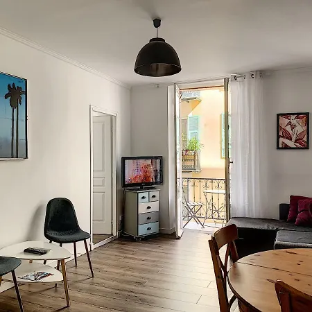 Apartment Centre Notre Dame